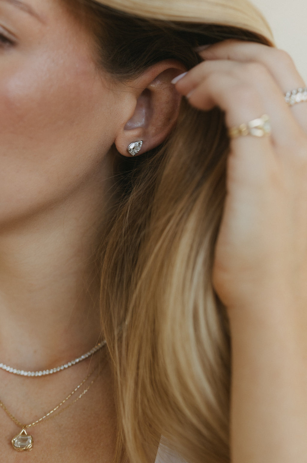 Lyra Signature Pear Studs