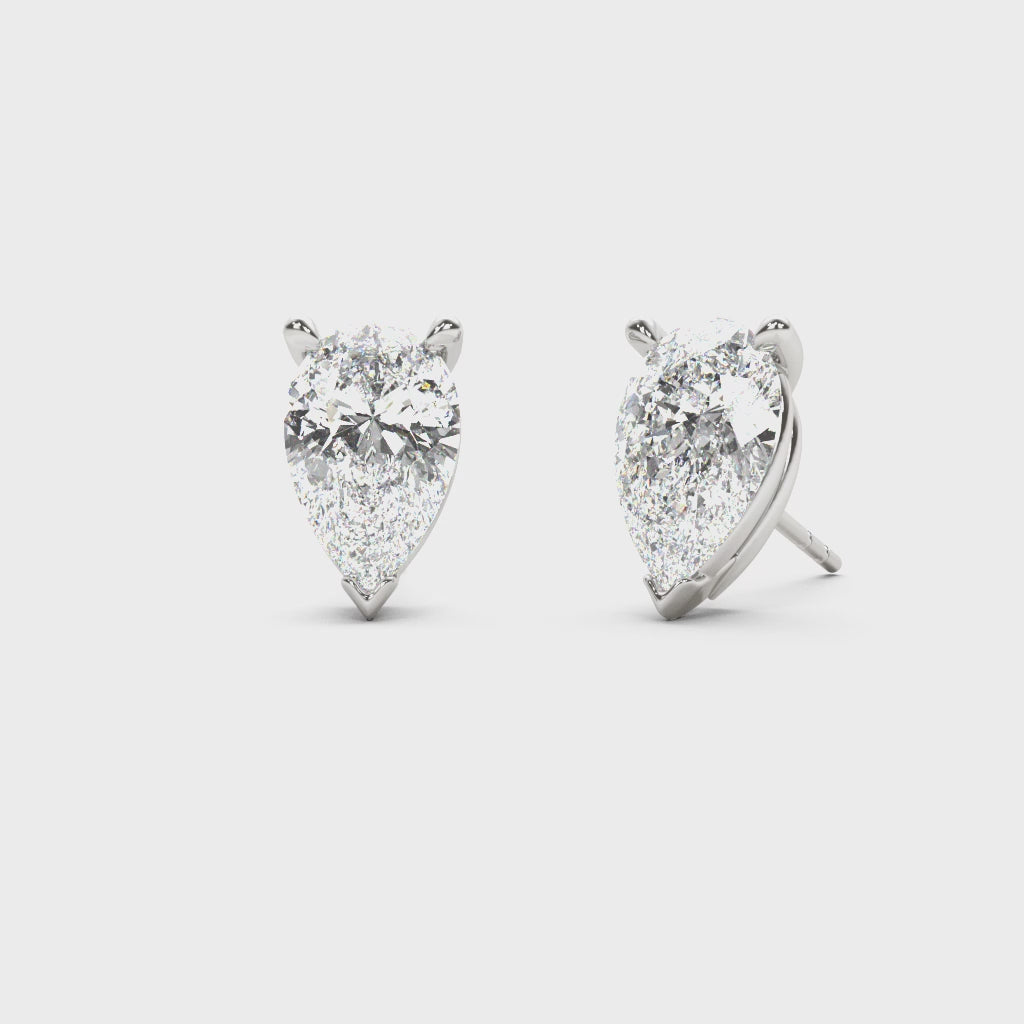 Lyra Signature Pear Studs